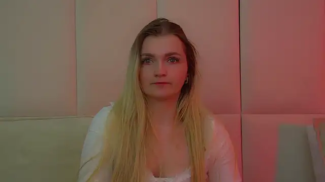 AnnyRaii online show from 03/12/26, 06:08