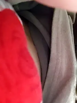 LyasianLa online show from 11/20/25, 07:30