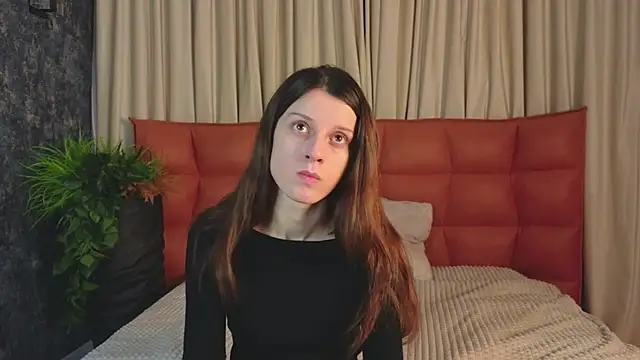 Snapshot of VelvetNyxen chatting on 11/27/25, 03:14 VelvetNyxen online show from 11/27/25, 03:14