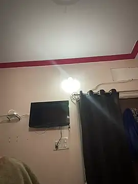 Snapshot of cutestpearl chatting on 02/01/26, 05:44 cutestpearl online show from 02/01/26, 05:44