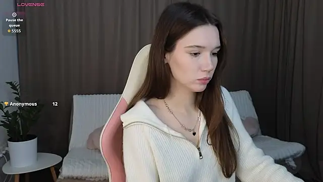 Snapshot of NicoletteBean chatting on 11/24/25, 07:52 NicoletteBean online show from 11/24/25, 07:52