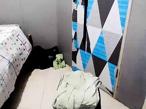 Snapshot of Savannah_Cock chatting on 11/21/25, 01:10 Savannah Cock online show from 11/21/25, 01:10