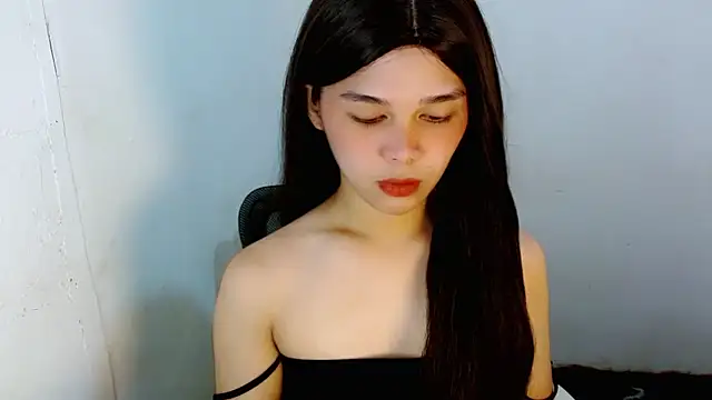 Snapshot of sluttyLeila chatting on 01/08/26, 11:51 sluttyLeila online show from 01/08/26, 11:51