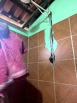 Snapshot of vebvs chatting on 11/19/25, 11:10 vebvs online show from 11/19/25, 11:10