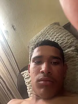 Snapshot of vebvs chatting on 12/22/25, 04:26 vebvs online show from 12/22/25, 04:26