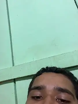 Snapshot of vebvs chatting on 04/08/26, 11:32 vebvs online show from 04/08/26, 11:32