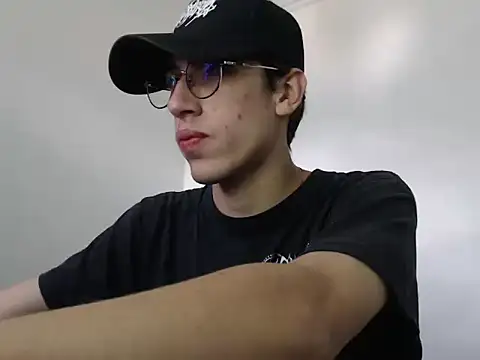 Dio  morningstar online show from 11/18/25, 04:33