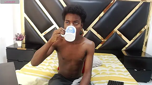 NoahJhonson69 online show from 06/20/26, 12:19