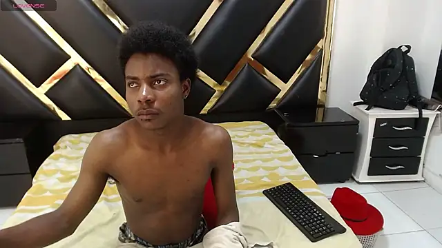 NoahJhonson69 online show from 06/26/26, 11:47