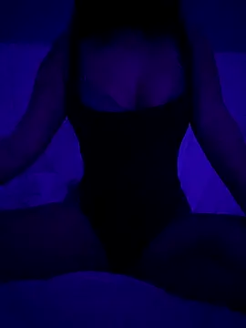 Amorous Nova62X online show from 12/19/25, 01:23