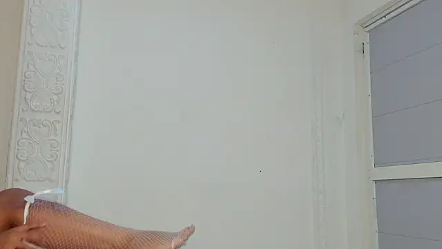 kendall x0 online show from 04/11/26, 02:27