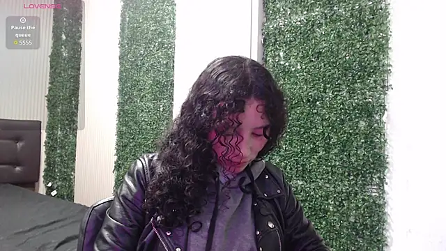 pettymoon1 online show from 11/27/25, 11:34