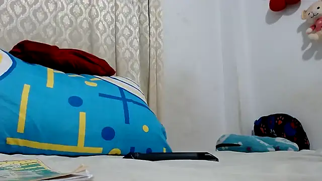 Snapshot of ebony_cristal_1 chatting on 03/03/26, 03:12 ebony cristal 1 online show from 03/03/26, 03:12