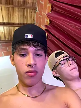 Snapshot of Handsome_boys69 chatting on 11/25/25, 02:55 Handsome boys69 online show from 11/25/25, 02:55