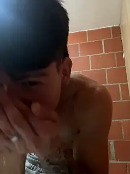 Snapshot of Handsome_boys69 chatting on 11/29/25, 12:46 Handsome boys69 online show from 11/29/25, 12:46