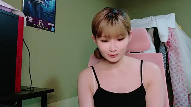 Snapshot of miyu0003 chatting on 07/16/26, 12:22 miyu0003 online show from 07/16/26, 12:22