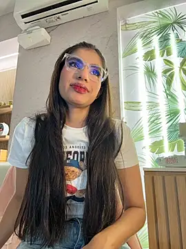 Snapshot of IsabelaStefano chatting on 03/06/26, 03:14 IsabelaStefano online show from 03/06/26, 03:14