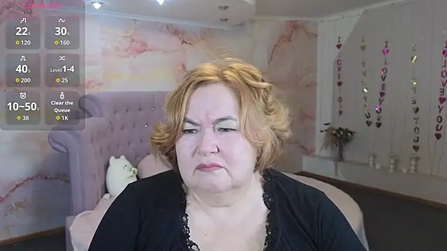 Nola Nektar online show from 11/25/25, 04:34