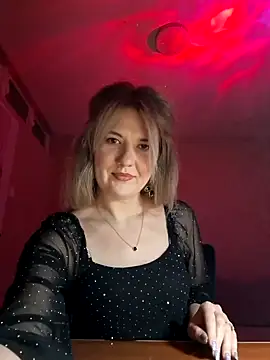 purplemoon1 online show from 12/17/25, 09:10