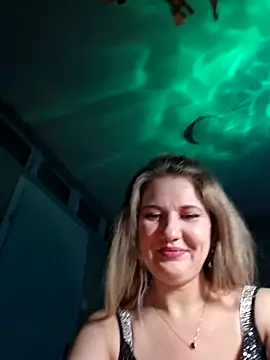 purplemoon1 online show from 12/18/25, 10:16