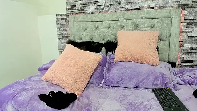 Snapshot of Anny_willians chatting on 11/25/25, 04:07 Anny willians online show from 11/25/25, 04:07