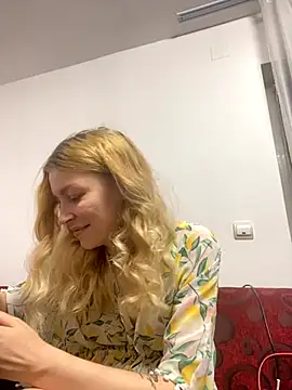 Snapshot of LexiSlimVIbe chatting on 12/03/25, 09:24 LexiSlimVIbe online show from 12/03/25, 09:24