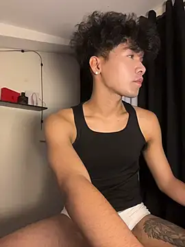 Snapshot of seekass chatting on 11/19/25, 06:13 seekass online show from 11/19/25, 06:13