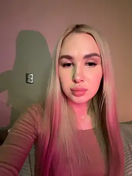 Snapshot of Miss_Alisse chatting on 11/26/25, 06:09 Miss Alisse online show from 11/26/25, 06:09