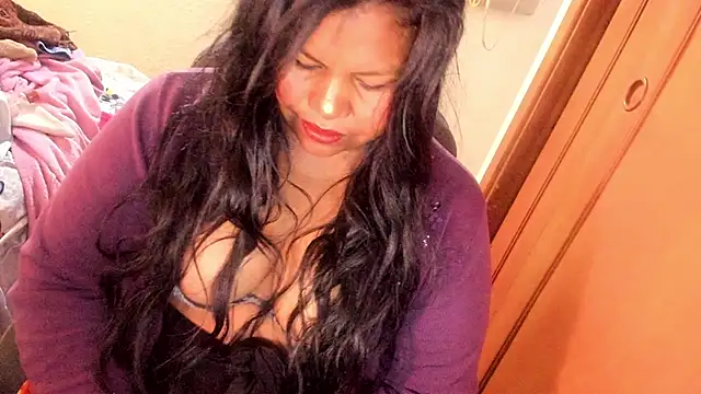 Snapshot of ebonycamelia chatting on 06/09/26, 06:19 ebonycamelia online show from 06/09/26, 06:19