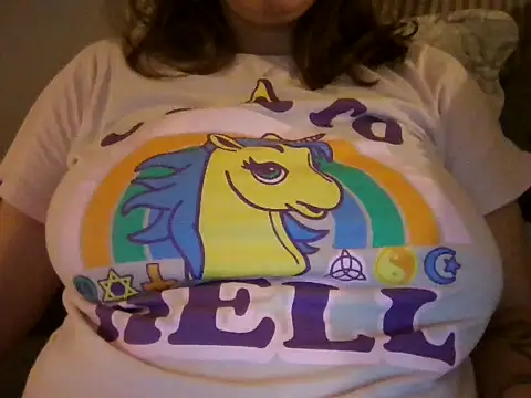 Snapshot of xxxluana chatting on 11/28/25, 12:24 xxxluana online show from 11/28/25, 12:24