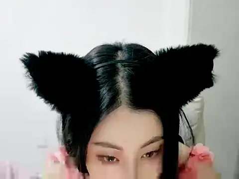 Snapshot of XIAOFENG-2025 chatting on 11/24/25, 08:14 XIAOFENG-2025 online show from 11/24/25, 08:14