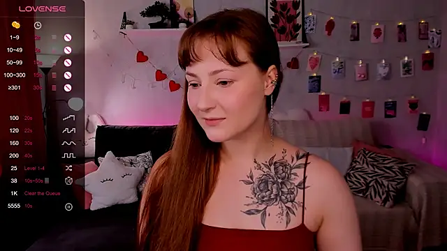 Snapshot of velvet_cherry_ chatting on 06/23/26, 08:56 velvet cherry online show from 06/23/26, 08:56