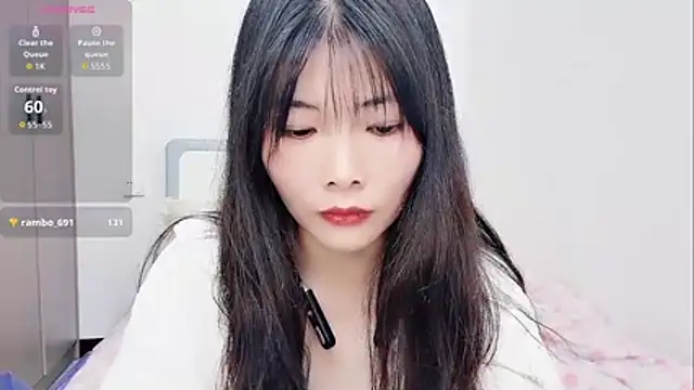 Snapshot of Ava-Baby chatting on 11/29/25, 02:09 Ava-Baby online show from 11/29/25, 02:09