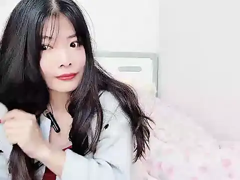 Snapshot of Ava-Baby chatting on 12/05/25, 05:05 Ava-Baby online show from 12/05/25, 05:05