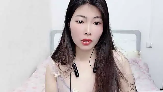 Snapshot of Ava-Baby chatting on 03/05/26, 07:59 Ava-Baby online show from 03/05/26, 07:59