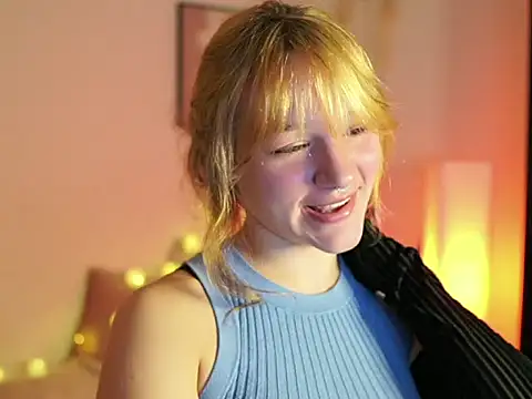 cute brutality online show from 11/30/25, 01:26