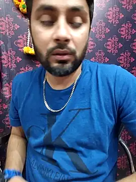 Snapshot of Cute_Lucky chatting on 12/21/25, 11:17 Cute Lucky online show from 12/21/25, 11:17