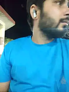 Snapshot of Cute_Lucky chatting on 03/28/26, 02:38 Cute Lucky online show from 03/28/26, 02:38