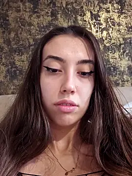 Snapshot of Virggin_Squirt chatting on 12/15/25, 08:51 Virggin Squirt online show from 12/15/25, 08:51