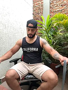 Snapshot of Mike_savage3 chatting on 11/23/25, 12:38 Mike savage3 online show from 11/23/25, 12:38