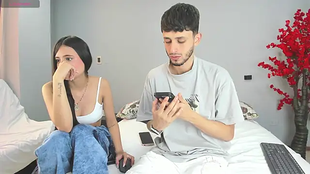 Snapshot of dracke_and_zara chatting on 02/07/26, 12:53 dracke and zara online show from 02/07/26, 12:53