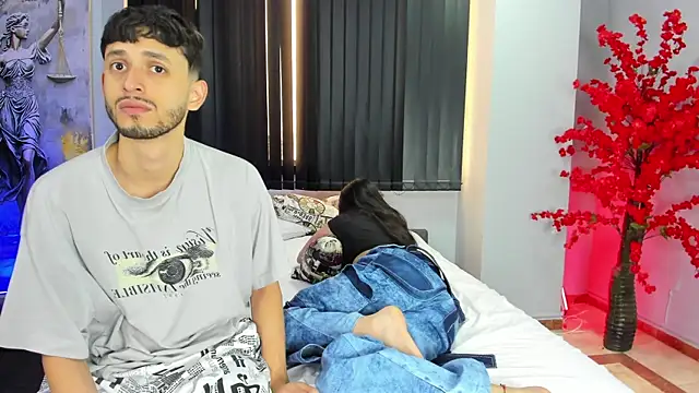 Snapshot of dracke_and_zara chatting on 03/10/26, 12:54 dracke and zara online show from 03/10/26, 12:54