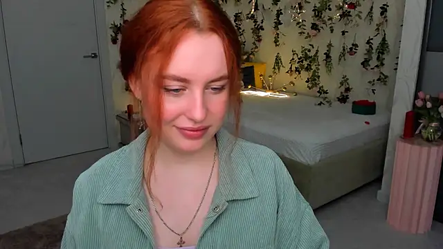 Snapshot of AirySilhouette chatting on 04/01/26, 01:41 AirySilhouette online show from 04/01/26, 01:41