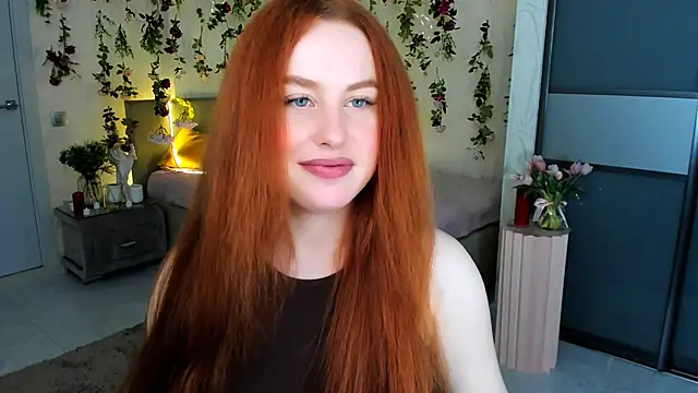 AirySilhouette online show from 06/07/26, 04:22
