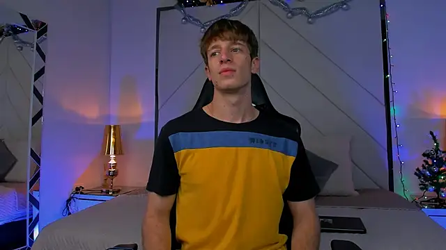 Snapshot of Ostin_Saints chatting on 12/19/25, 04:25 Ostin Saints online show from 12/19/25, 04:25