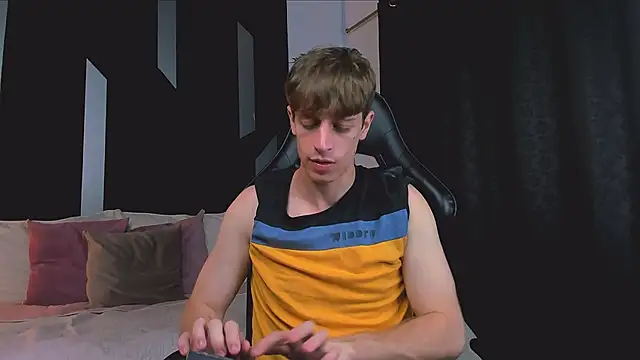 Snapshot of Ostin_Saints chatting on 03/10/26, 01:16 Ostin Saints online show from 03/10/26, 01:16