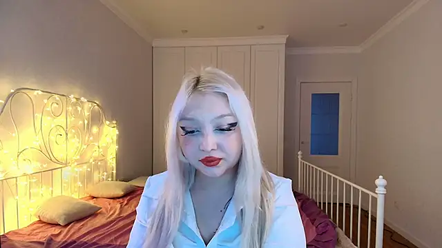 Snapshot of angelicaya chatting on 11/28/25, 03:31 angelicaya online show from 11/28/25, 03:31