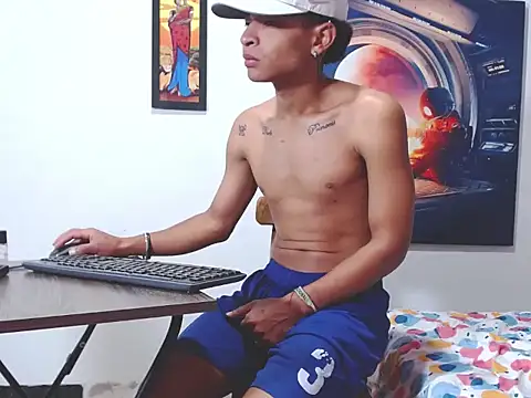 crissex3 online show from 03/11/26, 02:01