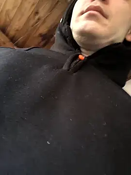 Snapshot of Spielzeugtwink chatting on 11/22/25, 01:10 Spielzeugtwink online show from 11/22/25, 01:10