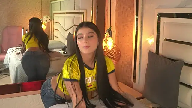 luciana agudelo online show from 06/23/26, 07:23